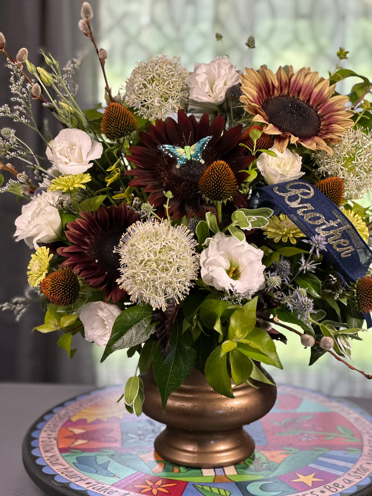 Garden Comfort Urn (Designers Choice)
